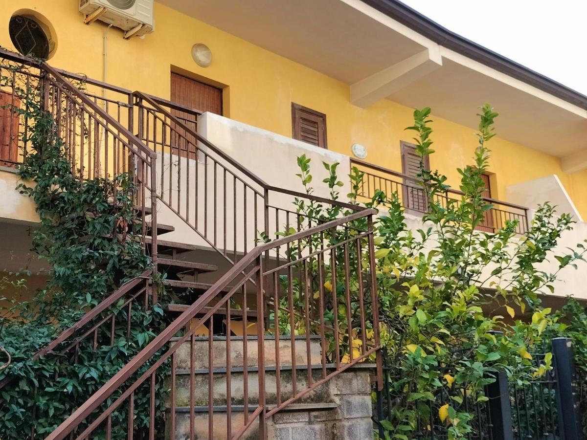 לטויאני Casa Vacanza Da Rosa מראה חיצוני תמונה