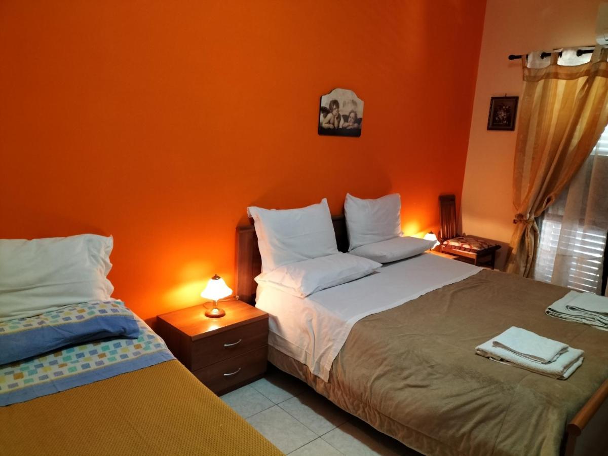לטויאני Casa Vacanza Da Rosa מראה חיצוני תמונה