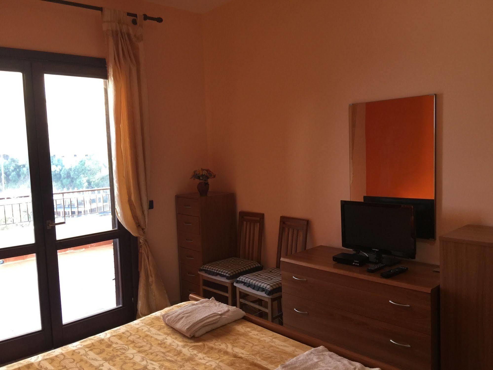 לטויאני Casa Vacanza Da Rosa מראה חיצוני תמונה