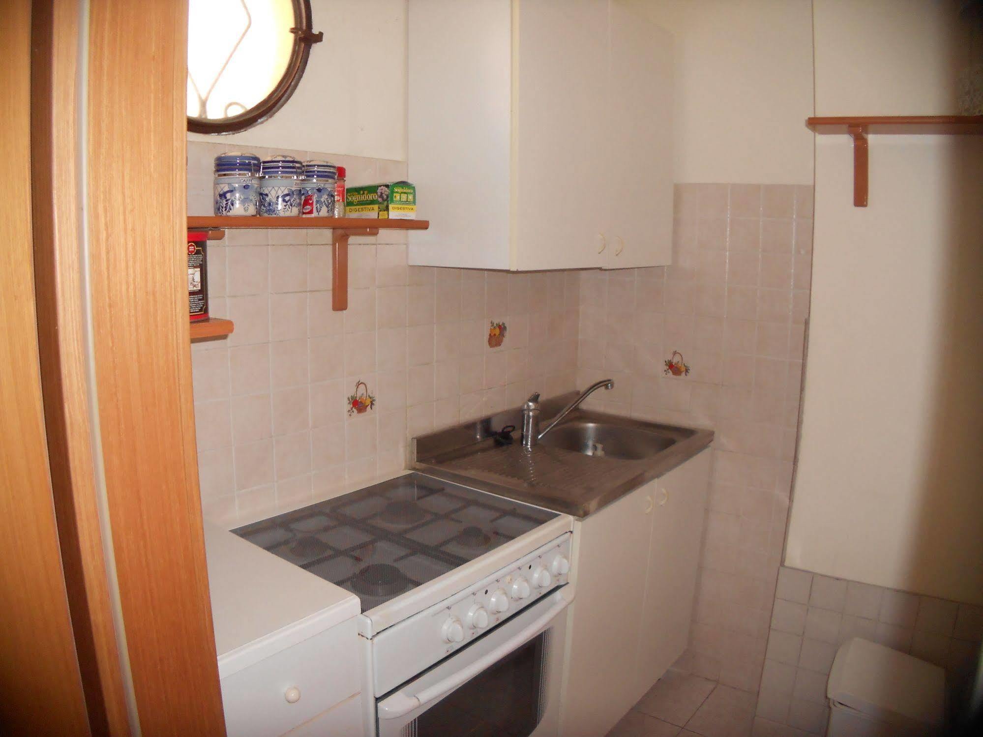 לטויאני Casa Vacanza Da Rosa מראה חיצוני תמונה