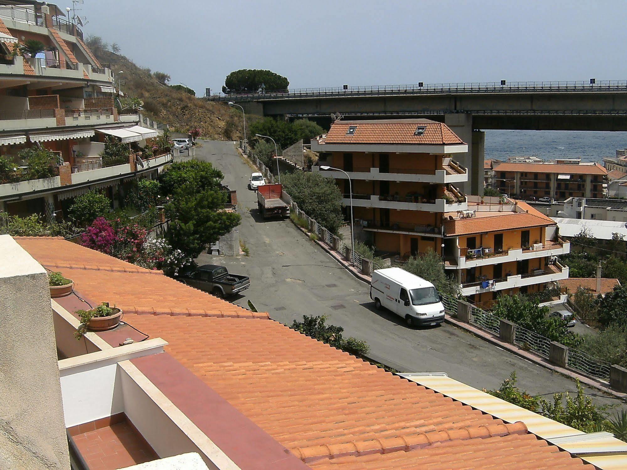 לטויאני Casa Vacanza Da Rosa מראה חיצוני תמונה